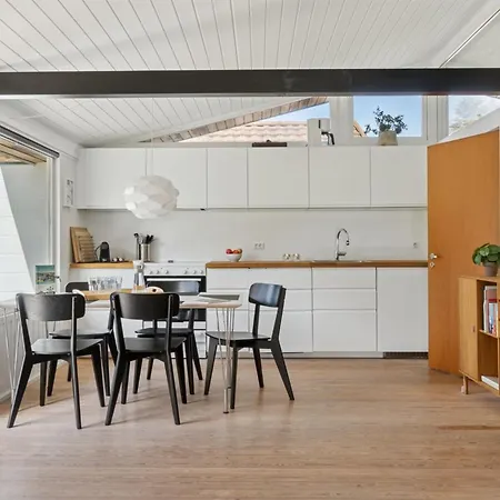 Holiday home Gunnil - 1km From The Sea By Interhome Hornbaek