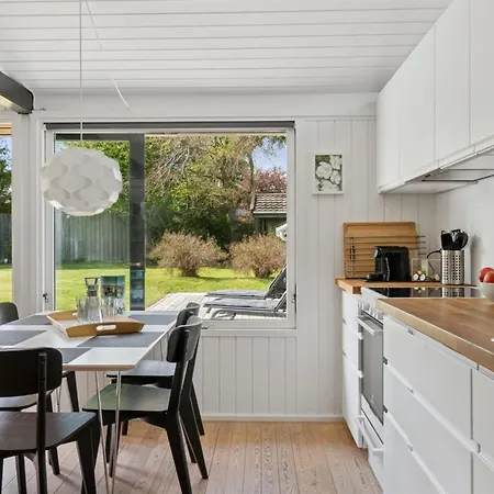 Gunnil - 1km From The Sea By Interhome Hornbaek